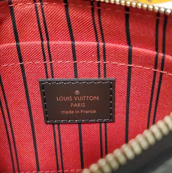 Neverfull PM in Cherry Interior(Nov 2022 Microchip) - Picture 9 of 16
